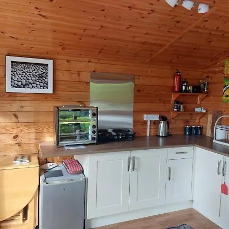 Chalet The At Hillvalley House