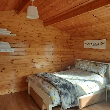 The At Hillvalley House Chalet *